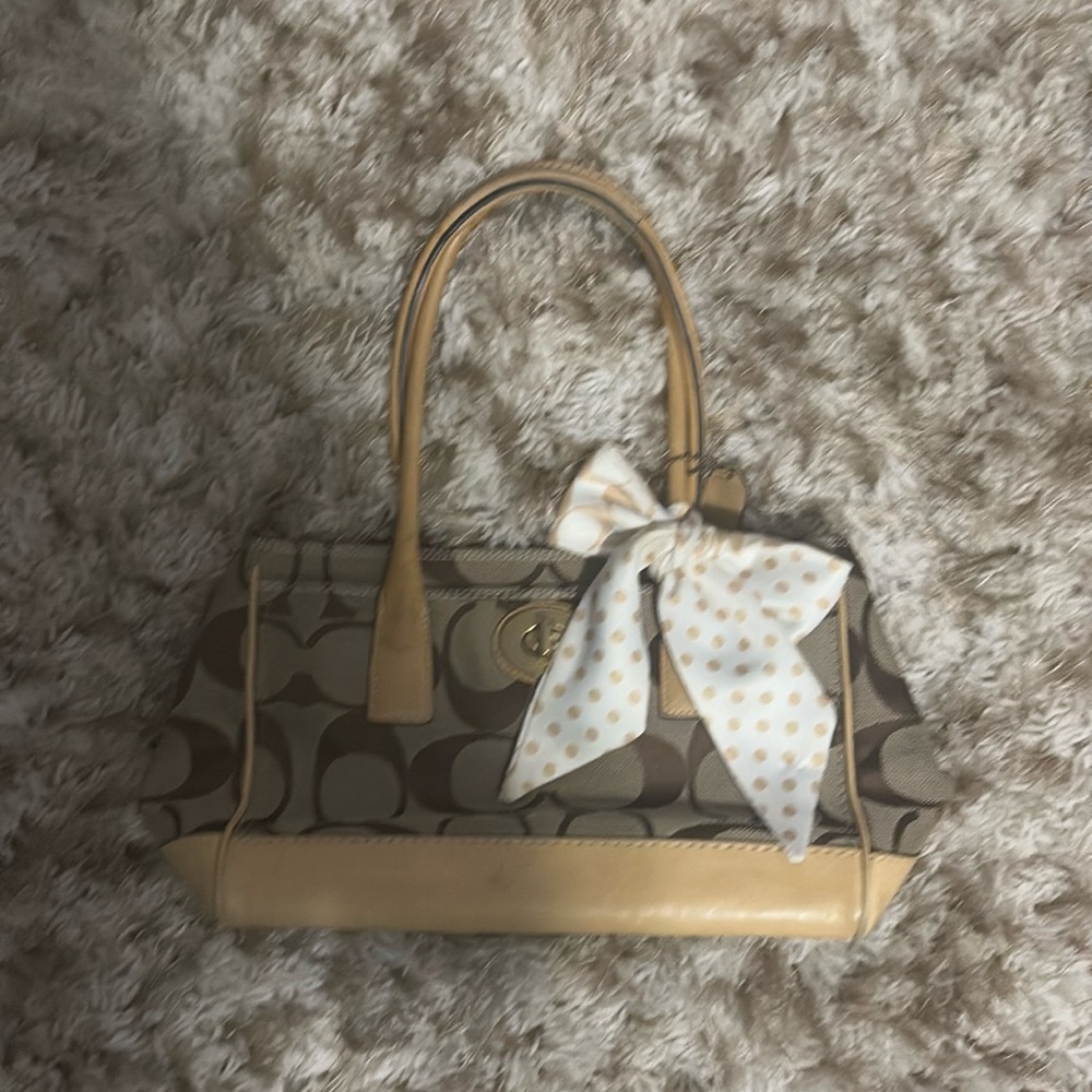 Coach bag with detachable bow, 2007